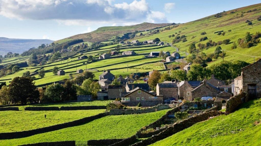 Large 4 Bedroom Home In Boston Spa Village In-Between York, Harrogate And Leeds, Sleeps 9 المظهر الخارجي الصورة